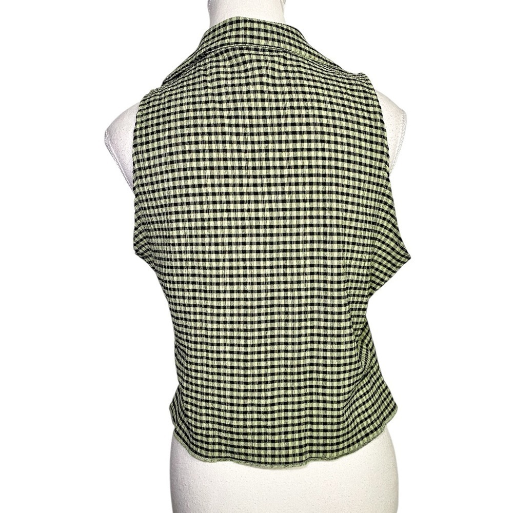 Dazy Green and Black Gingham Sleeveless Button Down Women's Top - Picture 2 of 12
